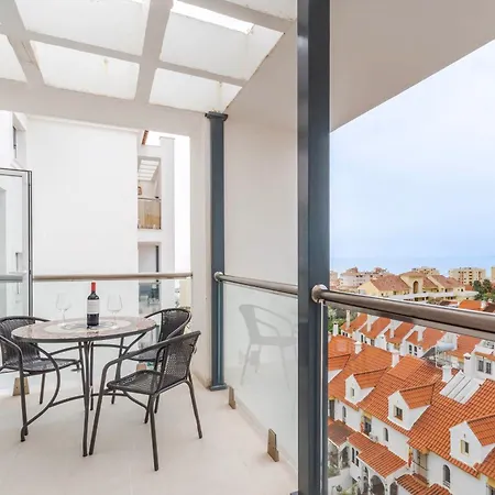 Lägenhet Puerto Blanco Estepona